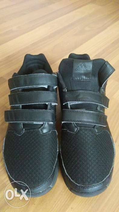 Addidas unisex black 3