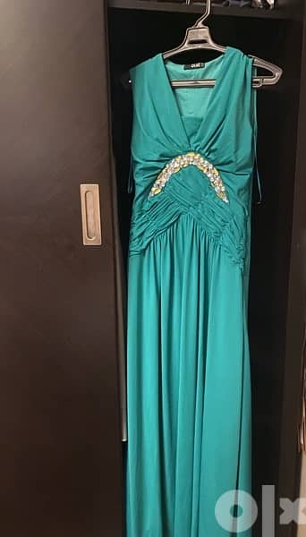 Dress Soiree from Quiz UAE size 40 , used once 1