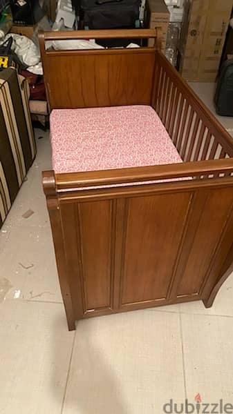 Wood Crib with Mattress