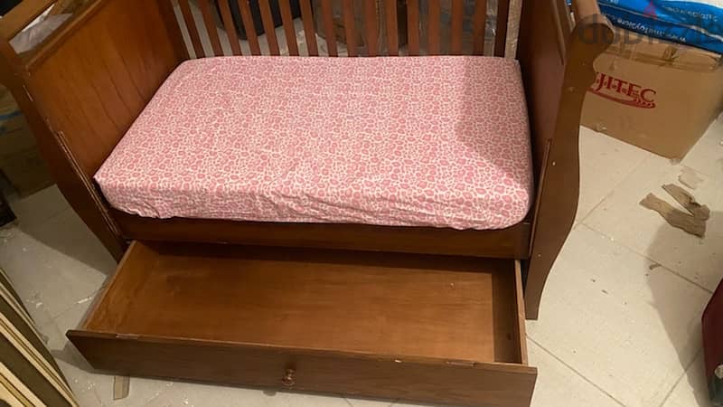 Wood Crib with Mattress 1