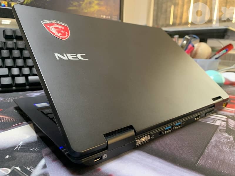 NEC VersaPro UltraLite Laptop / Weight only 921g / Made in Japan 1