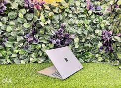 Surface Laptop Specially For Business i5 7th-8-256 سرفس لابتوب كالجديد