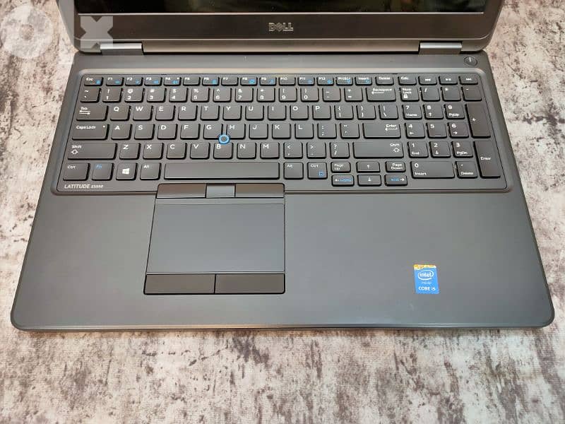 dell latitude 5580 core i5 شاشة 15.6 كيبورد كاملة  ram 8 5