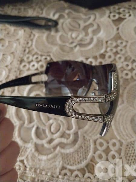 Bvlgari original  نظارة شمس حريمي جديده لم تستخدم بالجراب بتاعها اورج 0