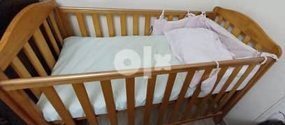 سرير اطفال mothercare 0
