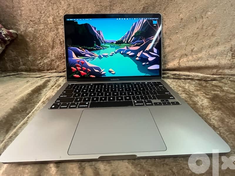 MacBook Pro m1 used good condition 0