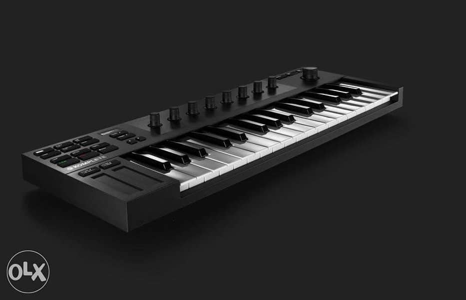 Komplete Kontrol m32 0