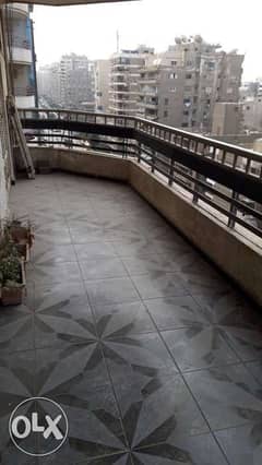 شقة 185 متر بشارع أحمد فخري- تطل على طريق النصر-٣ غرف نوم،ريسبشن ٣ قطع 0