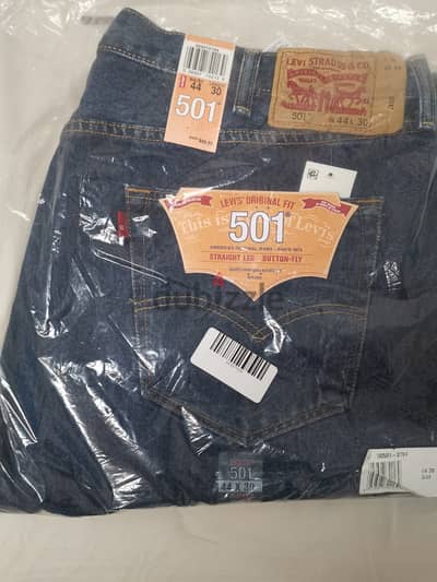 Levi's