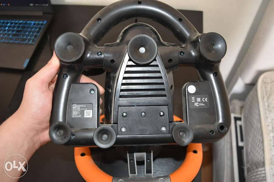 Steering wheel for racing on computer 2