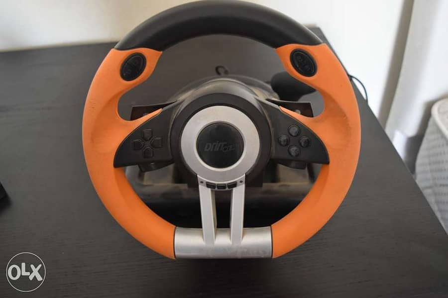 Steering wheel for racing on computer 4