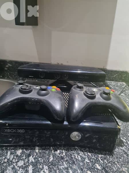 XBOX 360 with Kinect sensors and including some last decade games 5