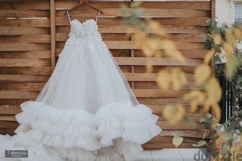 فستان زفاف استخدام مرة واحدة ، من تصميم كارولين يسي 3