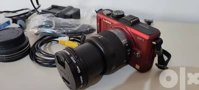 Panasonic Lumix micro 4/3 GF1 camera كاميرا باناسونيك 0