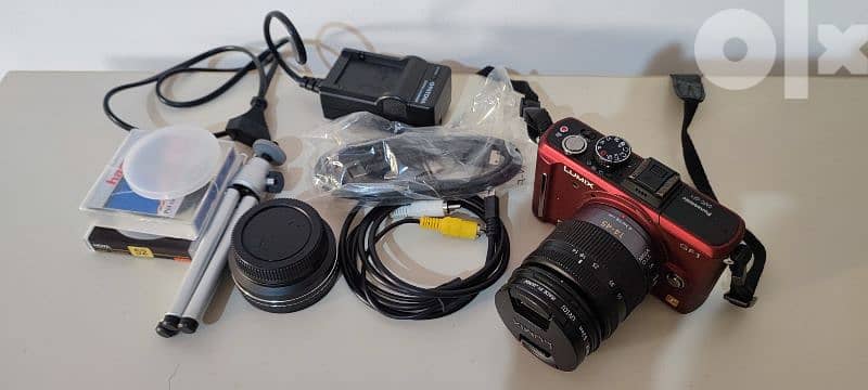 Panasonic Lumix micro 4/3 GF1 camera كاميرا باناسونيك 4