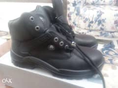 New safety shoes bata