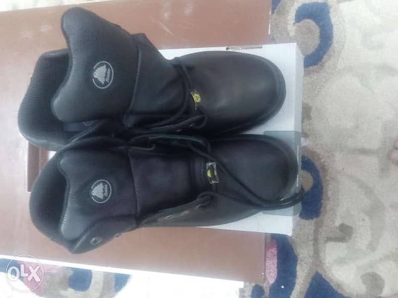 New safety shoes bata 1