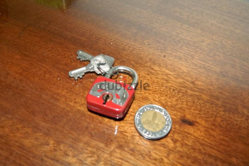 قفل قديم بالمفاتيح ماركة elzet مقاس 25 mm 1