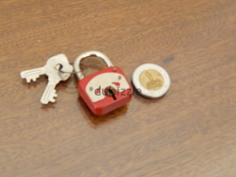 قفل قديم بالمفاتيح ماركة elzet مقاس 25 mm 2
