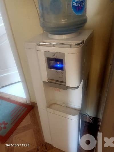 water cooler brand Akmy