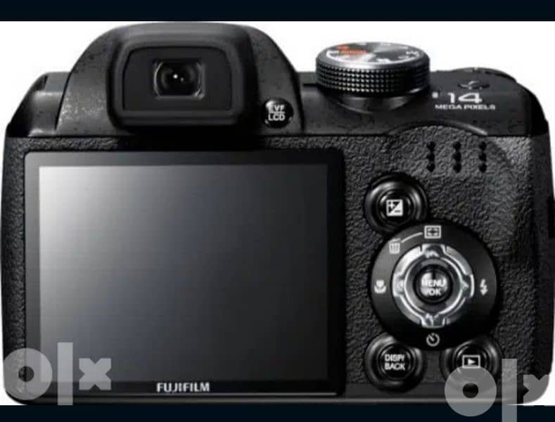 Fujifilm Finepix S4000 2