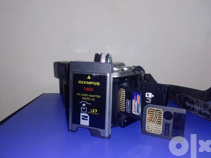كاميرا أوليمبس ألترازووم -  Olympus C-2100 ultrazoom 4