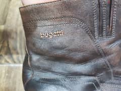 حذاء براند اصلي  سعر لقطه جدا جدا bugatti 0