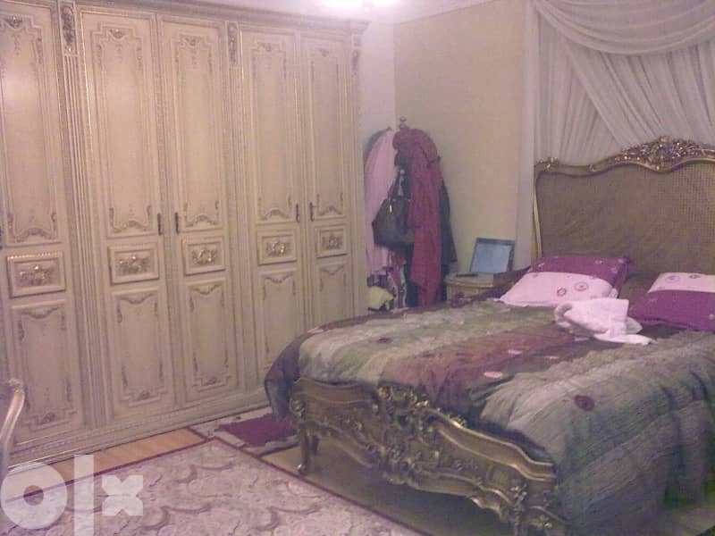 full bedroom used only 8 months غرفة نوم كاملة استخدام ٨ شهور 3