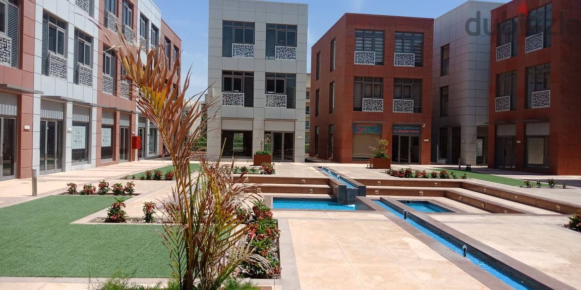 مبنى اداري او طبي للبيع في الشيخ زايد 200م في Courtyard الشيخ زايد 6