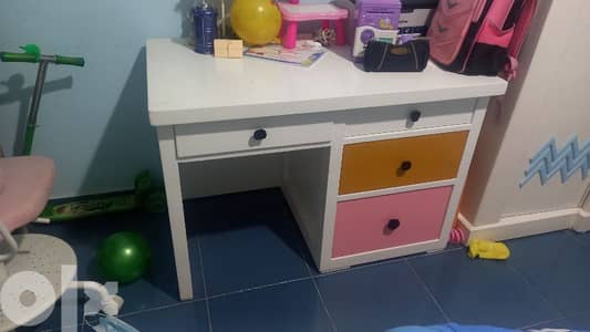 مكتب أطفال desk for kids