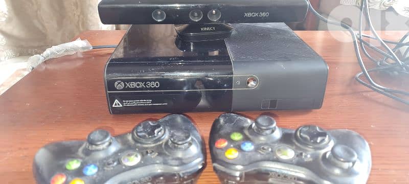 XBOX 360 with Sensor(Conseol) for kinect 5 +  6 Games =600 0
