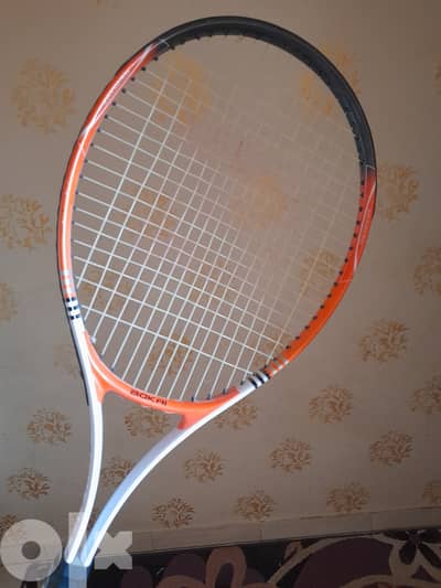 Bokai tennis racket