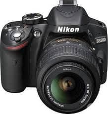كاميرا نيكون ٣٢٠٠ 0