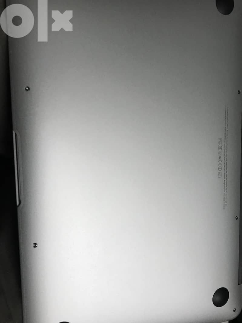 Macbook Air mid 2012, i7 جديد حالة الزيرو Silver  8 giga ram 11.6 inch 4