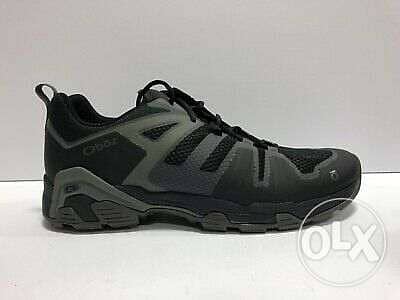 Original Oboz Arete low hohong hiking shoes 44 size from USA 5