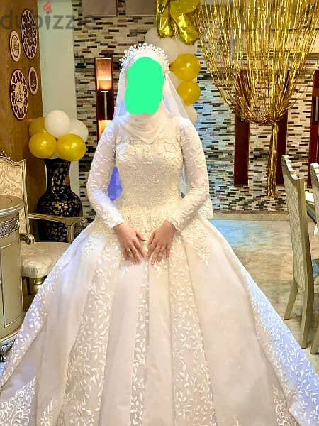 فستان زفاف وطرحه اخر صيحه وسعر لقطه لبسه مره واحده فقط بحالته للتصوير 4