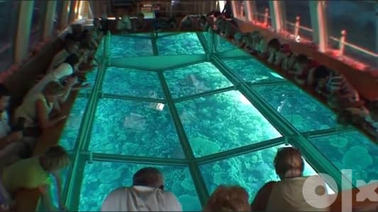 The WORLD’s largest GLASS BOTTOM BOAT