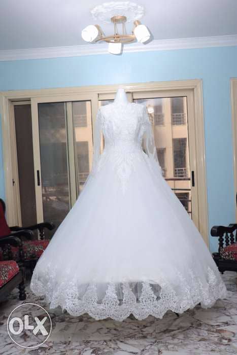 فستان زفاف بالجزمه 6