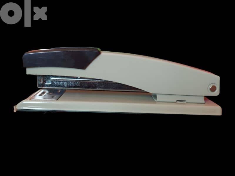 دباسة جديدة بكرتونتها من شركة  ATLAS Stapler الكورية 0