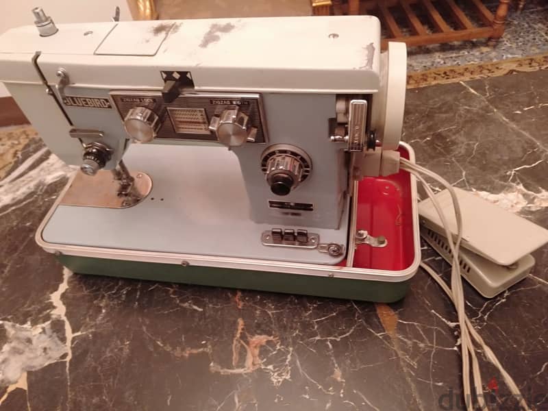 ماكينة خياطة ياباني أصلي من السبعينيات ماركة BlueBird لم تستخدم 6