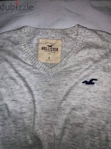 Hollister V Neck Sweater Size Medium As A New 3