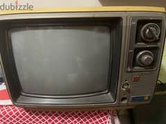 تليفزيون توشيبا  ١٤ بوصه للبيع