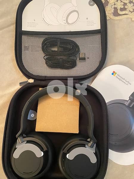 Microsoft Headset with Mic & Noise Cancellation 1