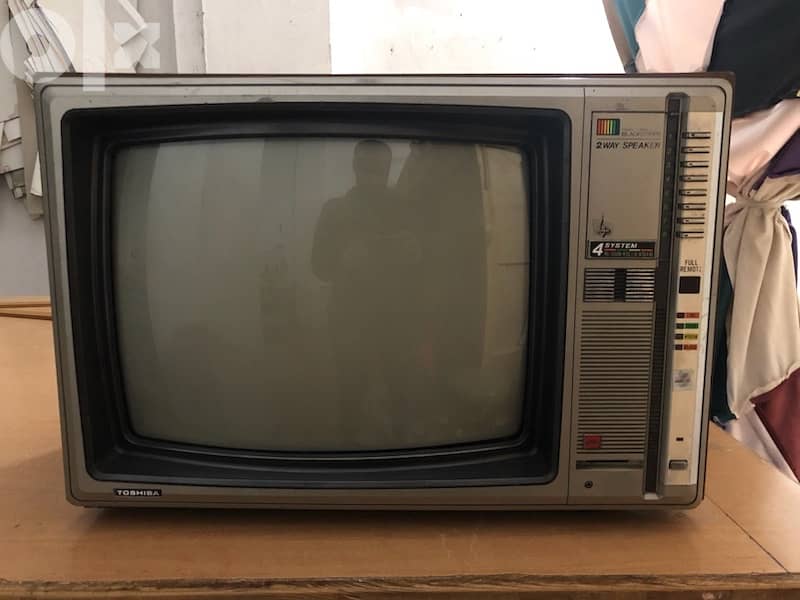 تلفزيون توشيبا قديم حاله جيده جدا شغال علي الرسيفر 0