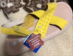 okaidi new sandal size 32