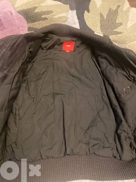 Celio Heavy Jacket From Paris, size M.  چاكت سيليو تقيل جلد مقلوب 1