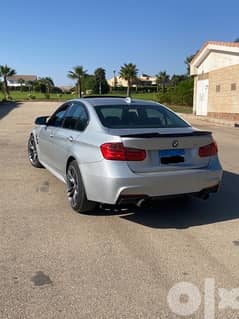عربيه BMW 320i 2013 0