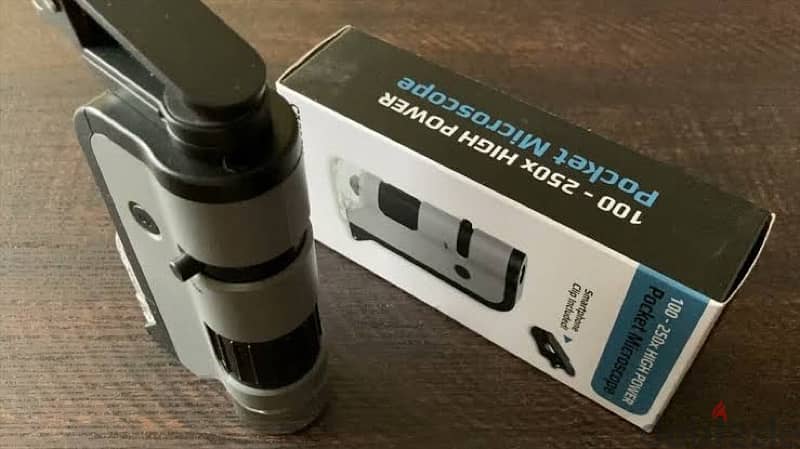 Carson MicroFlip 100x-250x LED and UV Lighted Pocket Microscope 3