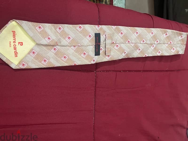 neck tie Pierre  Cardin  excellent condition 1