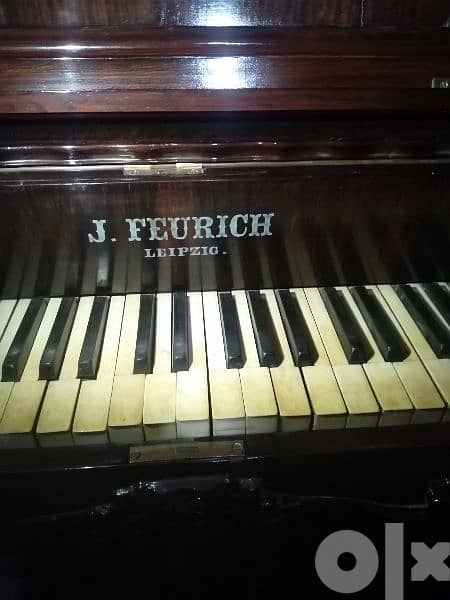 بيانو ألماني تحفة انتيك عمره اكثر من ٢٥٠ سنة 4